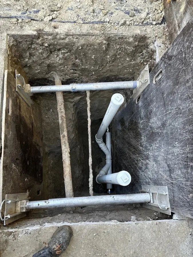 Experienced plumber completing Gas Line Repair work in Los Lunas